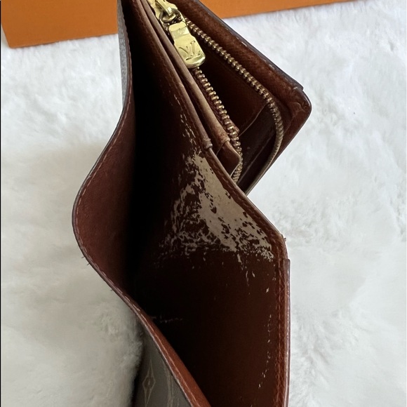 Authentic Louis Vuitton Bifold Tressor Compact Wallet - Picture 11 of 13